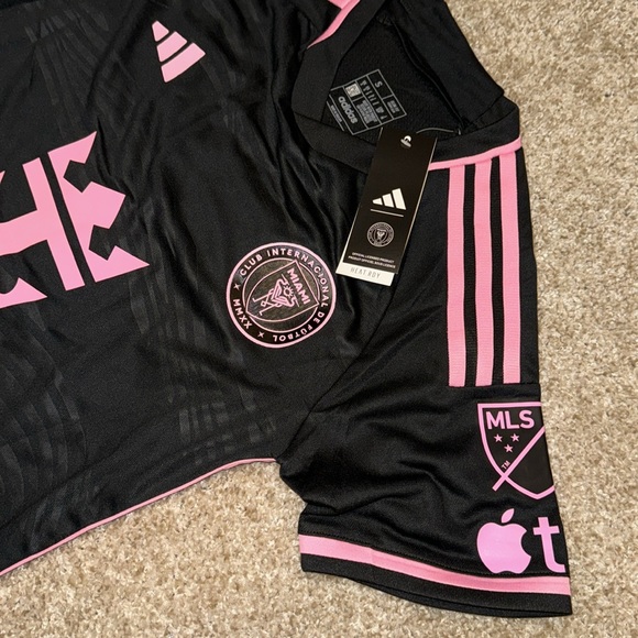 Adidas Inter Miami Leo Messi 2024/2025 Men’s Away Soccer Jersey🆕 - Picture 3 of 9